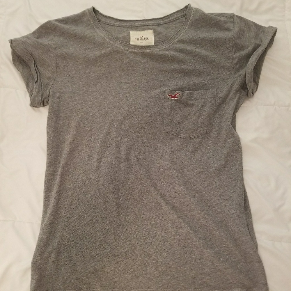 Gray Hollister tshirt